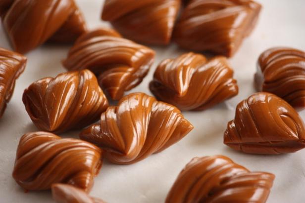 Шоколадные конфеты-тянучки «Тэффи»