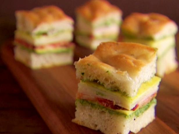 Итальянские клубные мини-сэндвичи