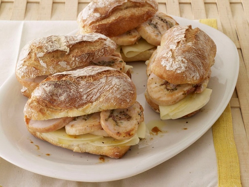 Итальянские сэндвичи с индейкой и панчеттой