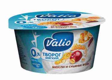 Творог Valio с мюсли и сушеными ягодами 0% 140г
