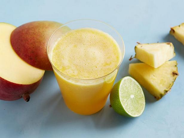 Ананасово-манговый сок